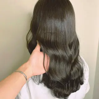 ミディアム カラー パーマ ヘアアレンジ メンズ キッズ ネイル マツエク・マツパ オリーブカラー 特化　　kaiのヘアスタイル
