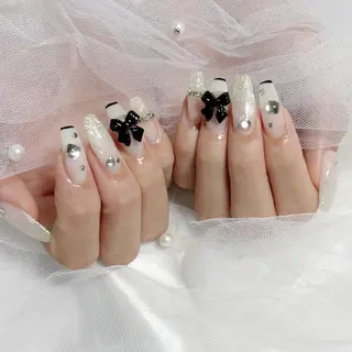 ネイル 𝓇𝒶𝓃𝒶𝓃 𝓃𝒶𝒾𝓁のネイルデザイン