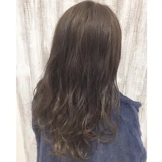 ロング カラー ヘアアレンジ 透明感♡︎♡︎ 佐々木早苗のヘアスタイル