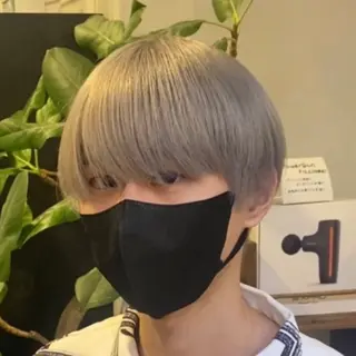 ショート カラー ハイトーン/レイヤー カット/TAKEのヘアスタイル