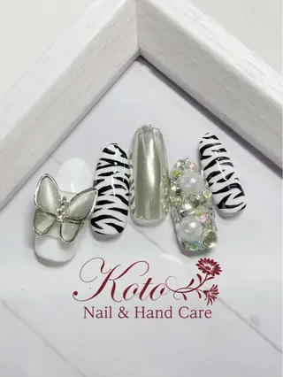 ネイル Risa ネイルサロンKOTOのネイルデザイン