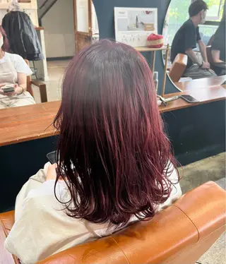 カラー 森田翔斗 顔周りレイヤーのヘアスタイル