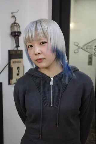 ミディアム カラー ハイトーンカラー ⭐️NAZUNAのヘアスタイル