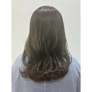 セミロング 【透明感カラー✖️ 髪質改善】カナ🌸のヘアスタイル