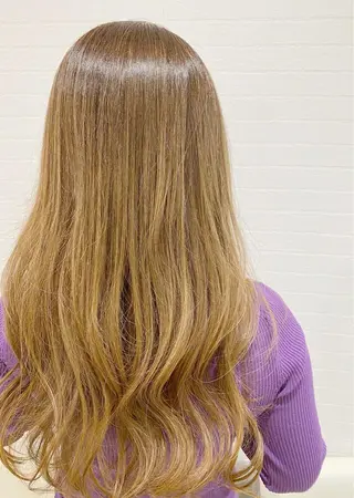 カラー GRANLUSSO 〜グランルッソ駅前店所属・木口 嘉美のヘアスタイル