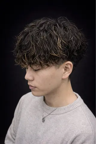 パーマ メンズ 👑駅近メンズサロン パーマ特化北千住👑のヘアスタイル