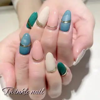 ネイル 中井 綾香の眉毛・アイブロウイメージ