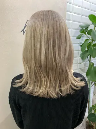 セミロング カラー hub hair レイヤー/透明感のヘアスタイル