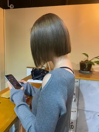 ショート カラー 地毛風艶カラー🌿 喜多夏海のヘアスタイル