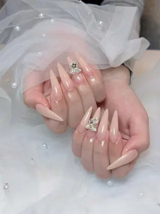 ネイル Eli Nails 新宿のネイルデザイン