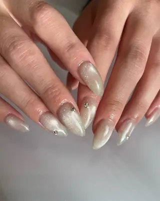 ネイル Nailsalon Olu所属・ネイリスト Nanaのネイルデザイン