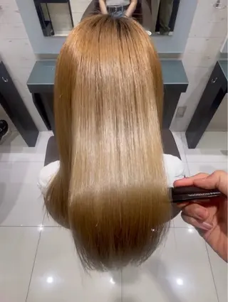 セミロング EARTH 寺本尚生のヘアスタイル