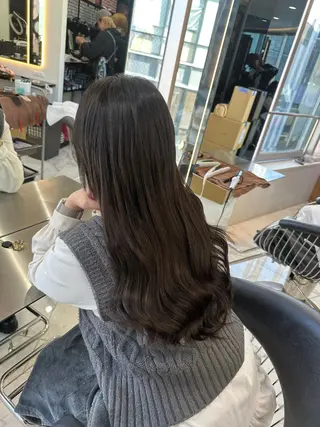 ロング カラー ｟羽エクステ｠ 鈴木　美羽のヘアスタイル