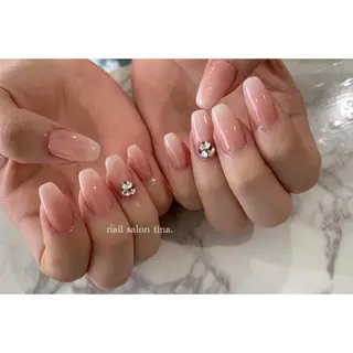 ネイル nail salon tina.所属・中山 はづきのネイルデザイン