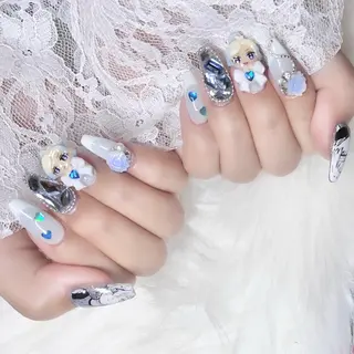 ネイル hair and beauty QUATRO 赤塚店所属・Allure赤塚店 鈴木果凜のネイルデザイン