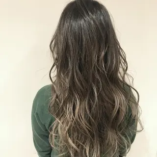 ミディアム カラー AMI Hair  supply所属・髪質改善カラー 韓国風レイヤーのヘアスタイル