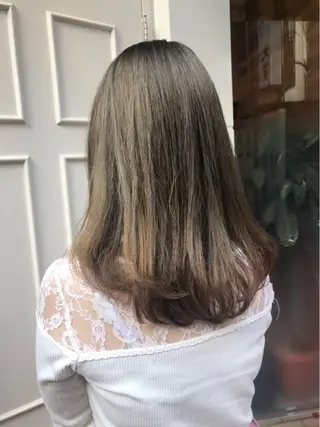 ミディアム カラー 🫟Blanco🫟 Color&Careのヘアスタイル