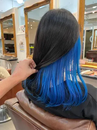 ロング カラー カラーが上手い 辻悠月のヘアスタイル