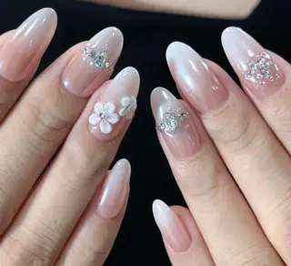 ネイル エリ🫧 nail池袋東口のネイルデザイン
