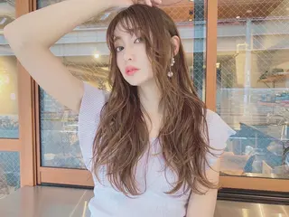 ロング カラー rubik's京橋 店のヘアスタイル