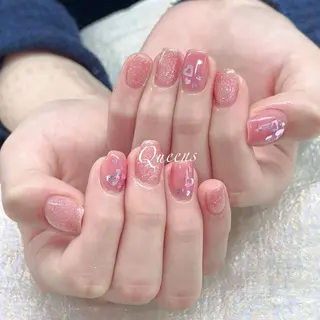 ネイル Queens テイのネイルデザイン