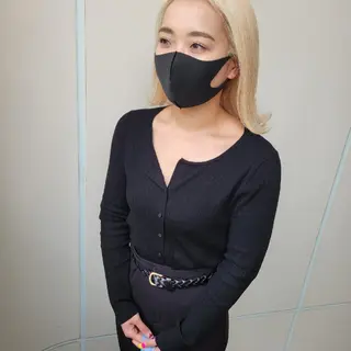 ミディアム カラー 羽エクステ🩷 🤍まき🤍のヘアスタイル