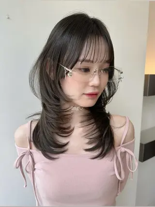 セミロング Ash小岩 / tomona𝜗𝜚のヘアスタイル