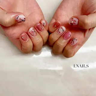 ネイル アイネイルズ所属・早川 梓のネイルデザイン