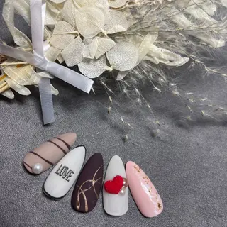 ネイル Ruber Tomokoのネイルデザイン