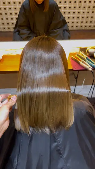 ミディアム CoCooN TAKUMAのヘアスタイル