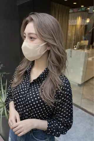 カラー 美髪矯正/髪質改善 /透明感ある艶カラーのヘアスタイル