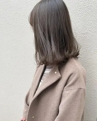 カラー 🙃 透明感カラー/ボブのヘアスタイル