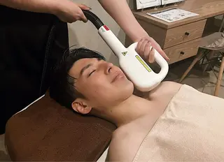 メンズ 難波にある脱毛サロンIRIS(アイリス)所属・難波にある脱毛サロン IRISのエステ・リラクイメージ