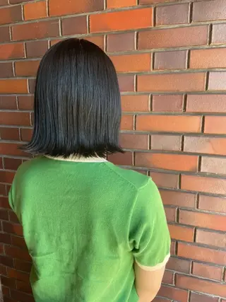 ショート カラー 小出 萌恵のヘアスタイル