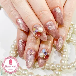 ネイル 💗🪽Tiary Nail🪽💗のネイルデザイン