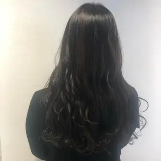 ロング カラー やまぐち まりんのヘアスタイル