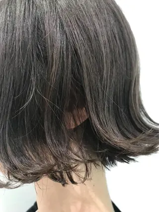 ミディアム カラー 萱場 小麦のヘアスタイル