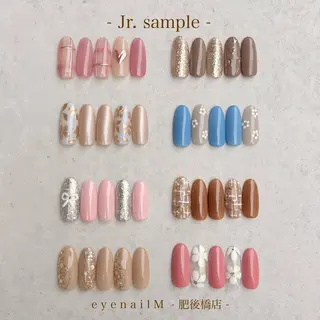 ネイル AKARI 🌿のネイルデザイン