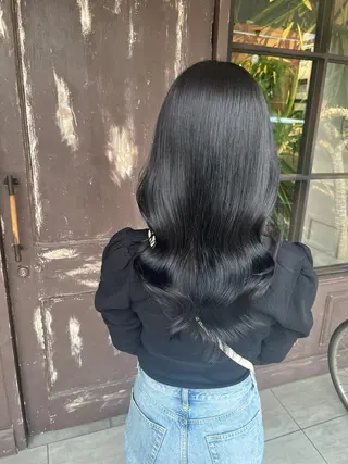 ロング カラー 川越 輝梨奈のヘアスタイル