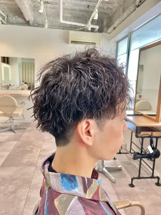 ショート パーマ メンズ Re:Live 澁谷玄のヘアスタイル