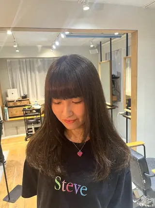 ロング YUI／レイヤー カット/透明感カラーのヘアスタイル