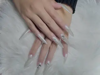 ネイル Glitter Nail所属・Glitter Nailのネイルデザイン