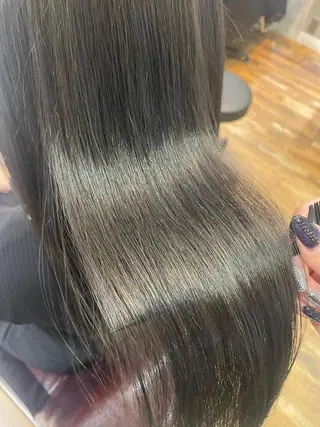 ロング カラー 極艶透明感カラー🐰 髪質改善/出雲つぐみのヘアスタイル