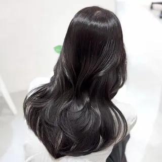 ロング カラー suzuka/透明感 /顔周り/美髪矯正のヘアスタイル