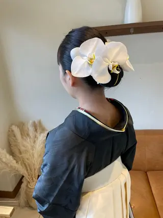 ショート カラー ヘアアレンジ 片山千晴✨ツヤ髪 ✨顔まわりカット✨のヘアスタイル