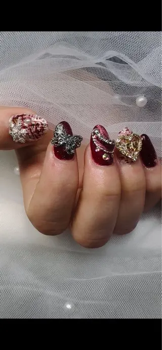 ネイル Regina レジーナのネイルデザイン