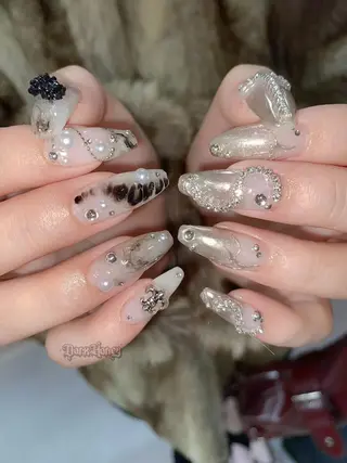 ネイル Dark Honey karinのネイルデザイン