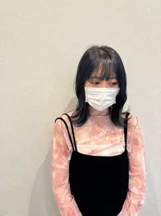 ミディアム カラー Limb所属・市塚 あみのヘアスタイル