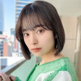 ミディアム ショート/レイヤー/ 縮毛矯正/ 渡邊莉玖のヘアスタイル
