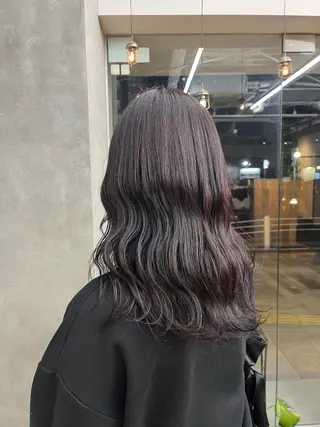 セミロング カラー BELO OSAKA マオのヘアスタイル